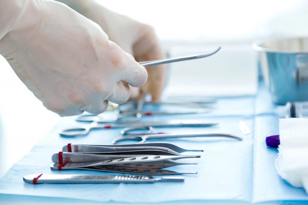 many kind medical equipment manage surgeon start operations operating room scaled quản lý tài sản