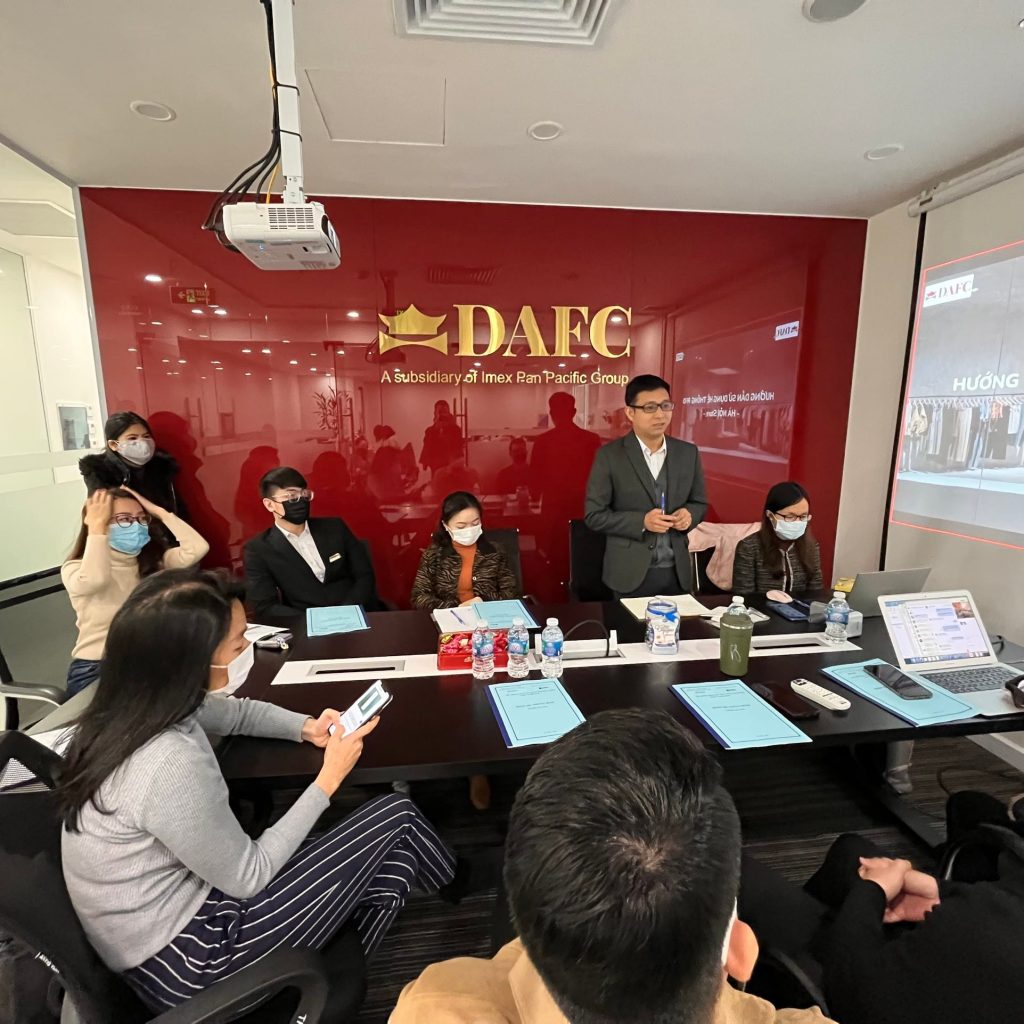 DAFC áp dụng công nghệ RFID trong kiểm kê hàng hóa DAFC áp dụng công nghệ RFID trong kiểm kê hàng hóa với hệ thống do Trackify triển khai