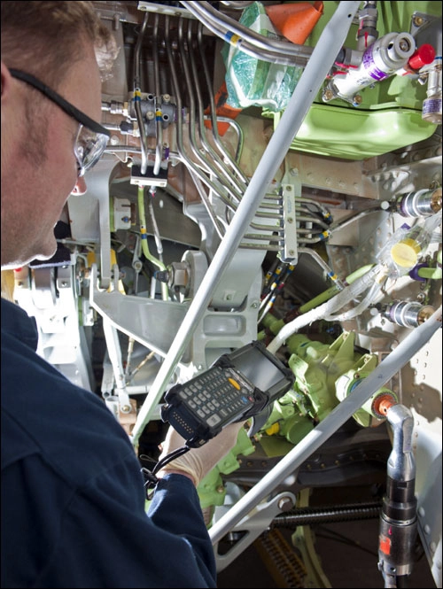 Giải pháp RFID trong bảo trì sân bay (MRRO)