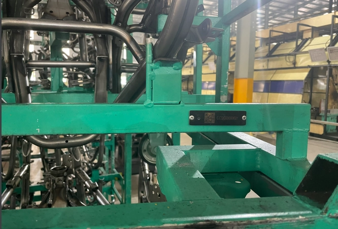 Thẻ RFID được gắn lên các xe chuyên dụng