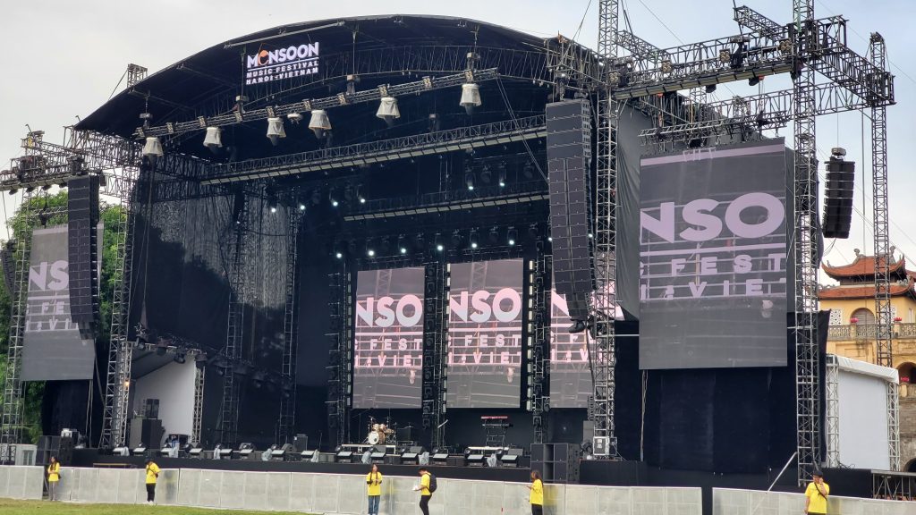 Trackify triển khai hệ thống quản lý sự kiện bằng RFID cho Monsoon Music Festival Lễ hội Monsoon Music Festival 2023 - Lễ hội Âm nhạc Quốc tế Gió mùa