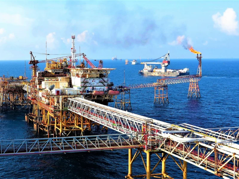 Khó khăn trong quản lý thiết bị trong ngành dầu khí